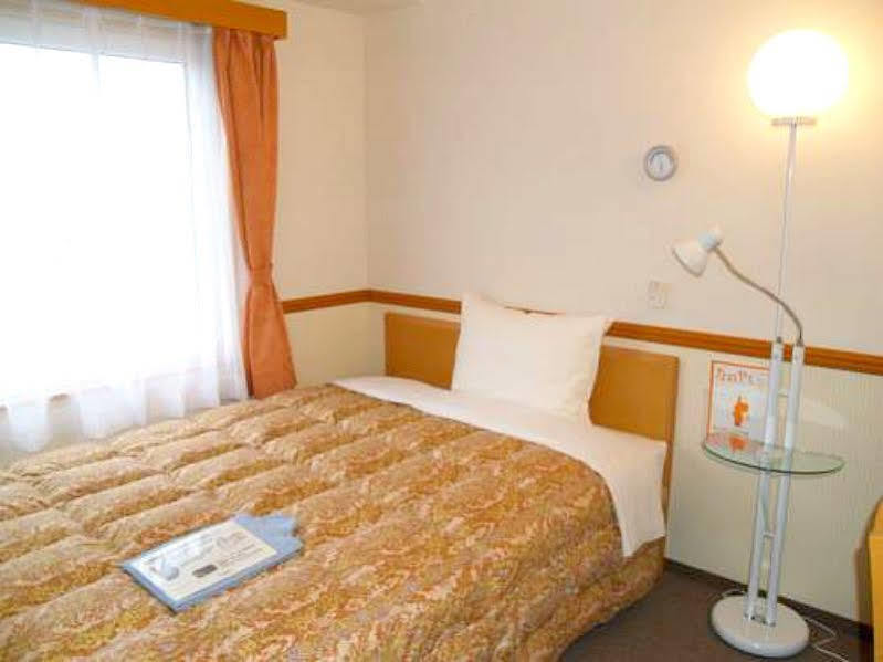 Toyoko Ekimae Hotel